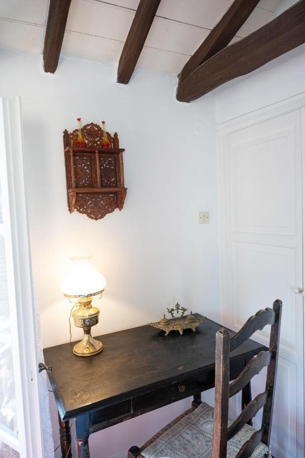 Traditional House Under The Clock Tower With Sweet View Poros Town ภายนอก รูปภาพ