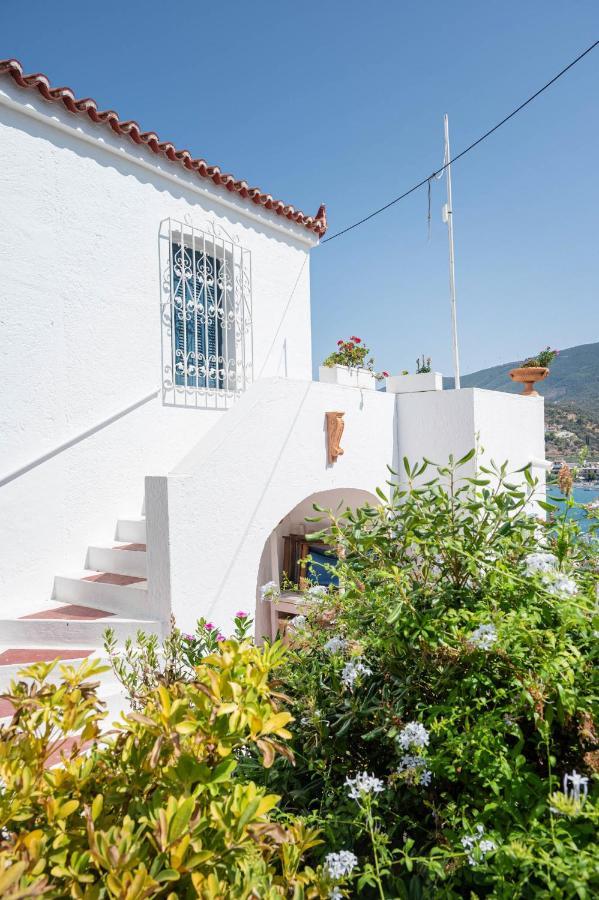 Traditional House Under The Clock Tower With Sweet View Poros Town ภายนอก รูปภาพ